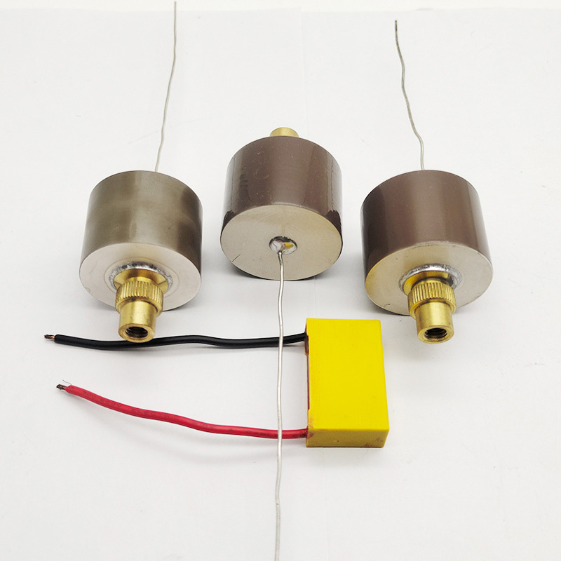 轴向引线电容器